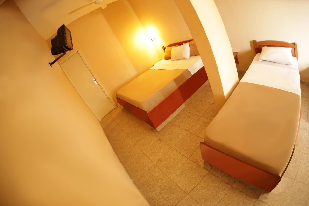 Hotel Del Sur San Lorenzo Rum bild