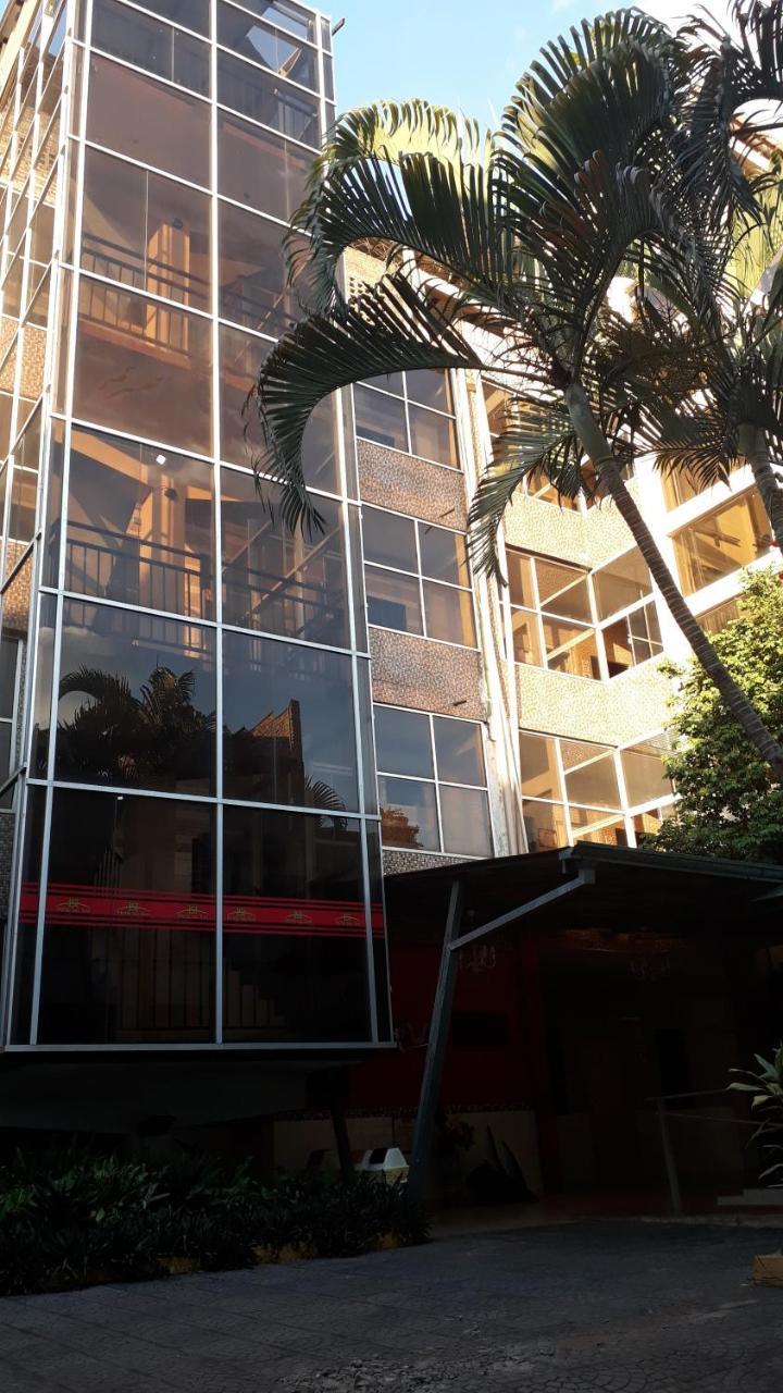 Hotel Del Sur San Lorenzo Exteriör bild